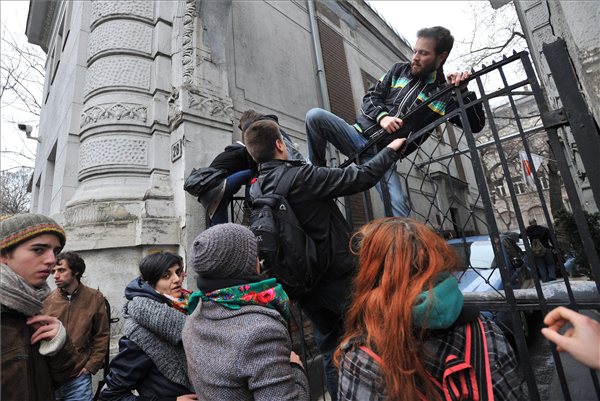 fideszbehat1