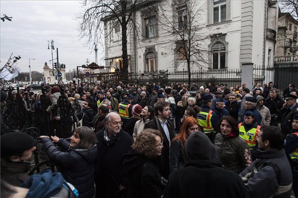 fideszbehat6