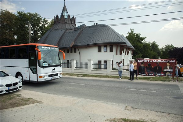 felcsbajnai