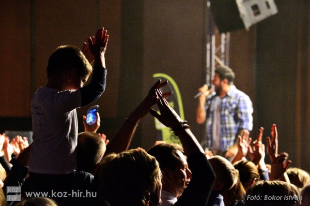 131206MCL 01