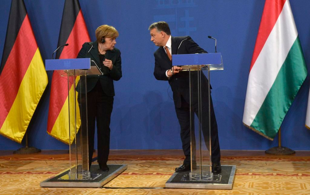 Orbán Viktor; MERKEL, Angela