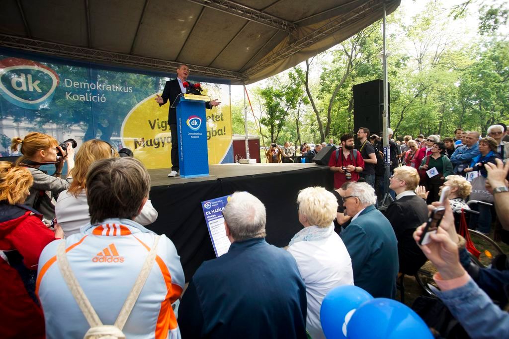Budapest, 2015. május 1. Gyurcsány Ferenc, a Demokratikus Koalíció (DK) elnöke beszédet mond a párt majálisán a budapesti Városligetben 2015. május 1-jén. MTI Fotó: Balogh Zoltán