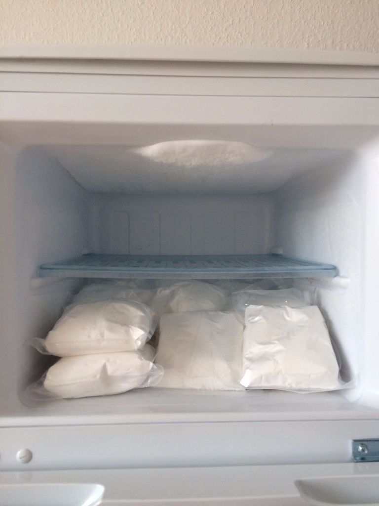 Forrás: http://www.police.hu/hirek-es-informaciok/legfrissebb-hireink/bunugyek/8-kilogrammos-amfetamin-fogas