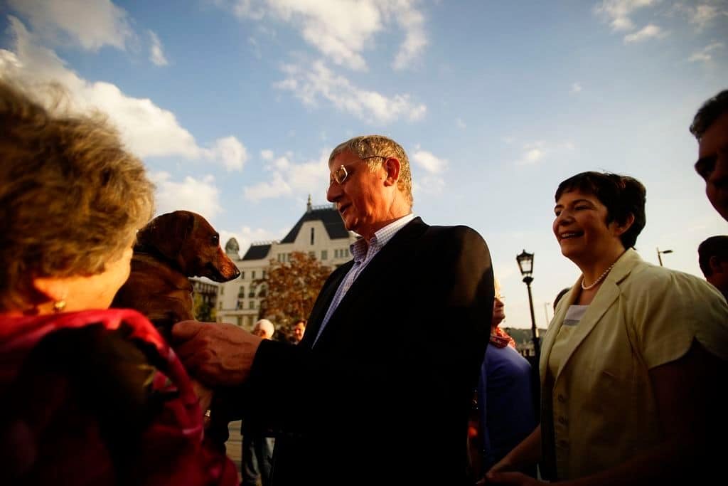 Budapest, 2016. október 1. Gyurcsány Ferenc, a Demokratikus Koalíció (DK) elnöke a DK-nak az október 2-ai kvótareferendummal kapcsolatban tartott demonstrációján a Kossuth téren 2016. október 1-jén. MTI Fotó: Balogh Zoltán